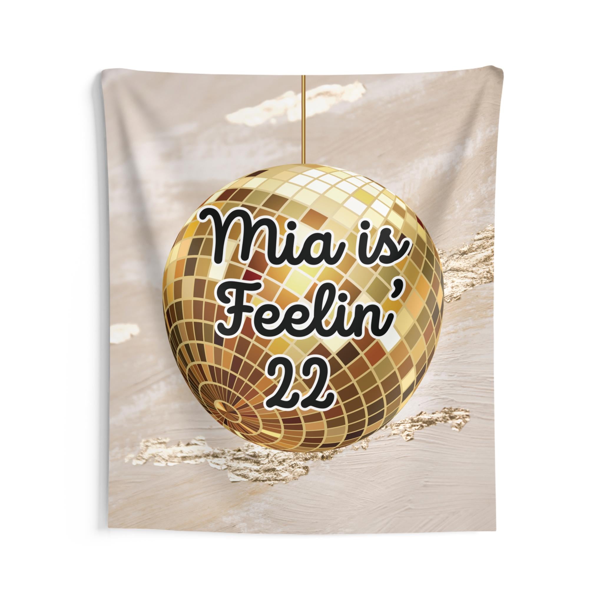 Personalized "Feeling 22" Tapestry Banner Gold Polyester Wall Hanging Backdrop, 4 Sizes