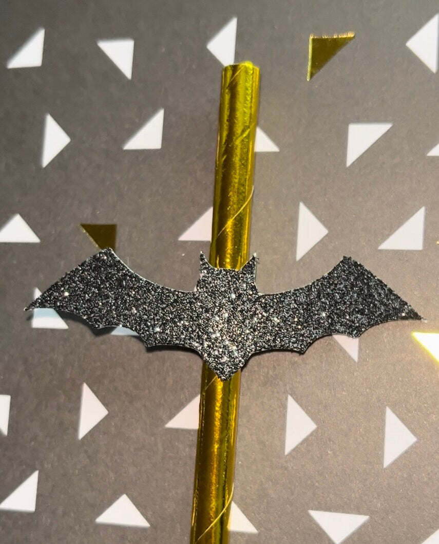 Glitter Bat Paper Straws, Set of 12 – Black Gold Halloween Party Decor & Cocktail Stirrers